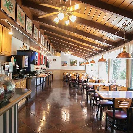 Strawberry Inn Exterior foto