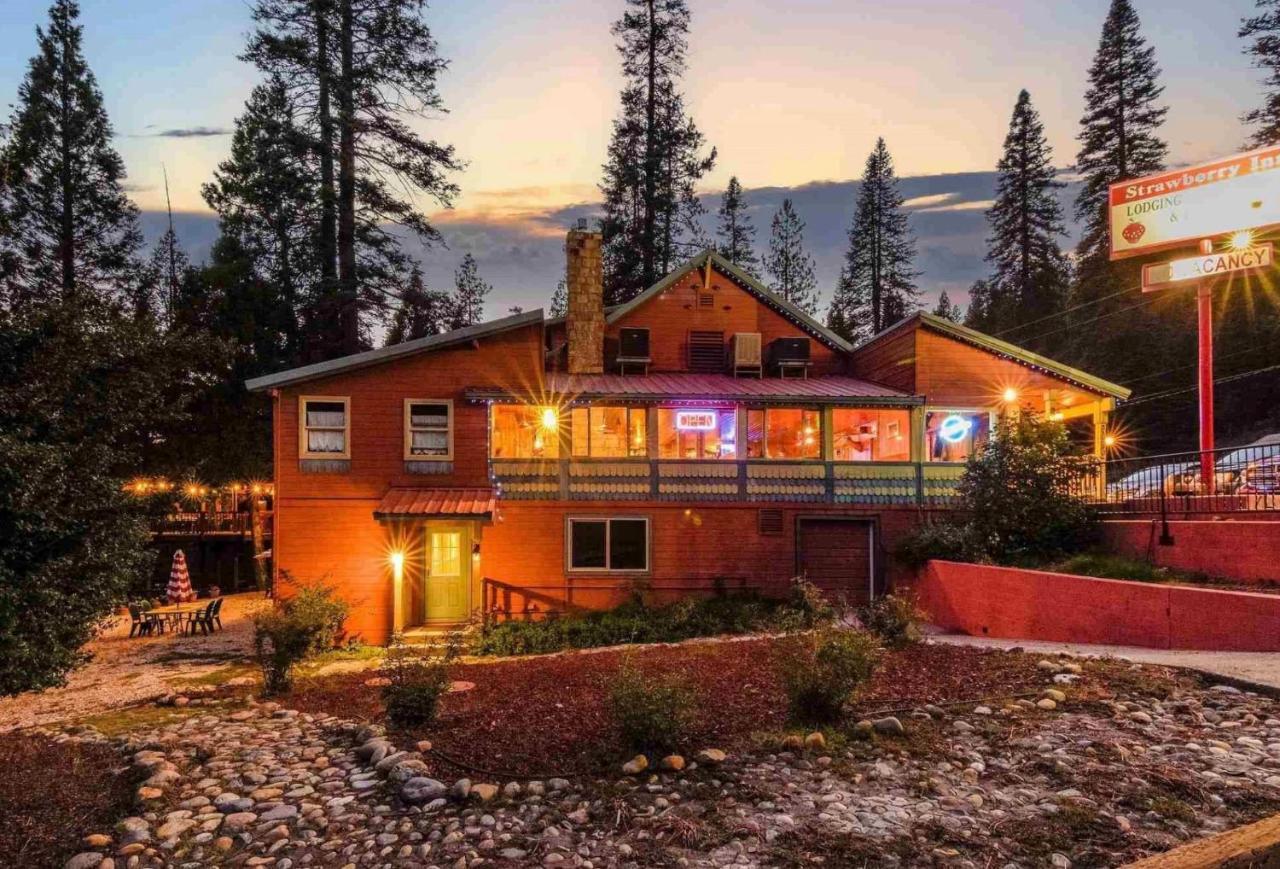 Strawberry Inn Exterior foto