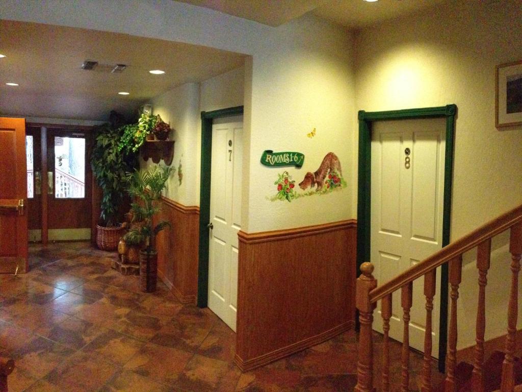 Strawberry Inn Exterior foto